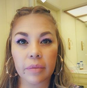 Meet your Posher, Lorena